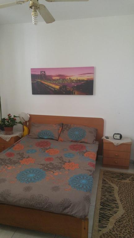 Rakevet Bat Yam Bagian luar foto
